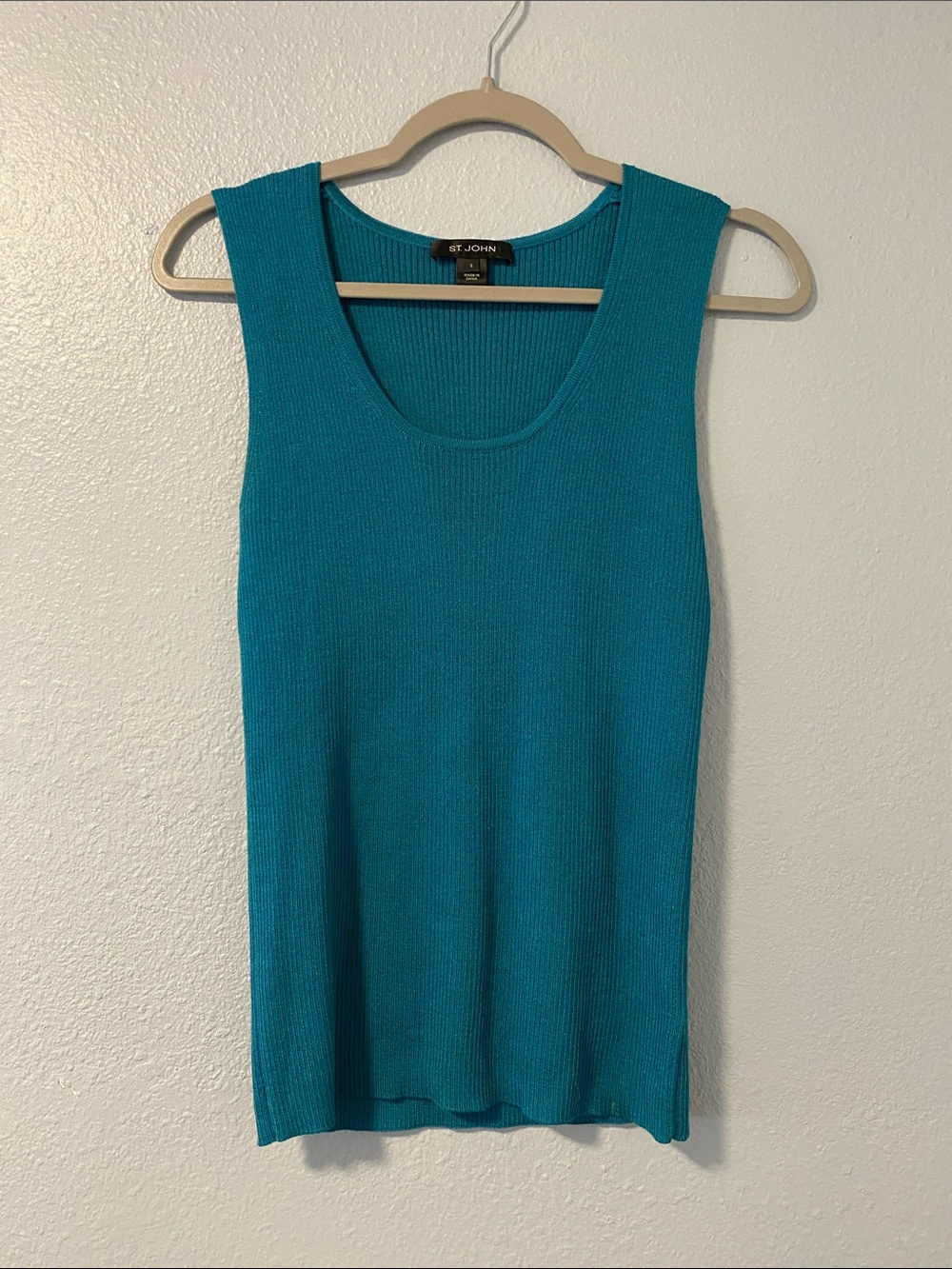 St. John Teal Ribbed Scoop Neck Tank Size small